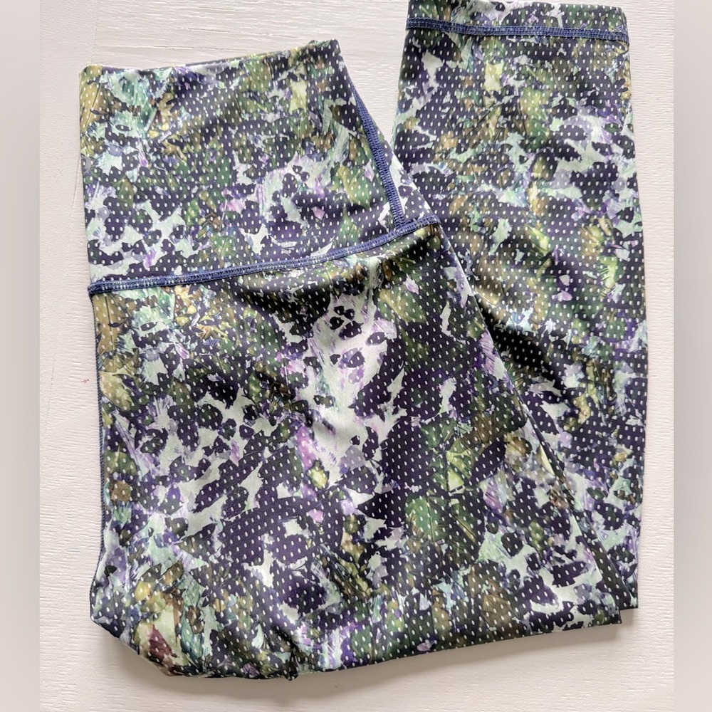 Lululemon tights in multi colour print